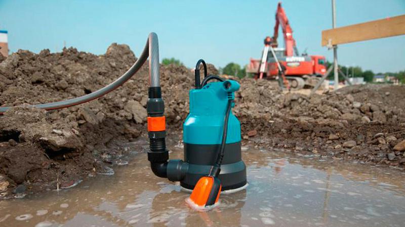 Насос для откачки грязной воды: как не ошибиться при покупке?